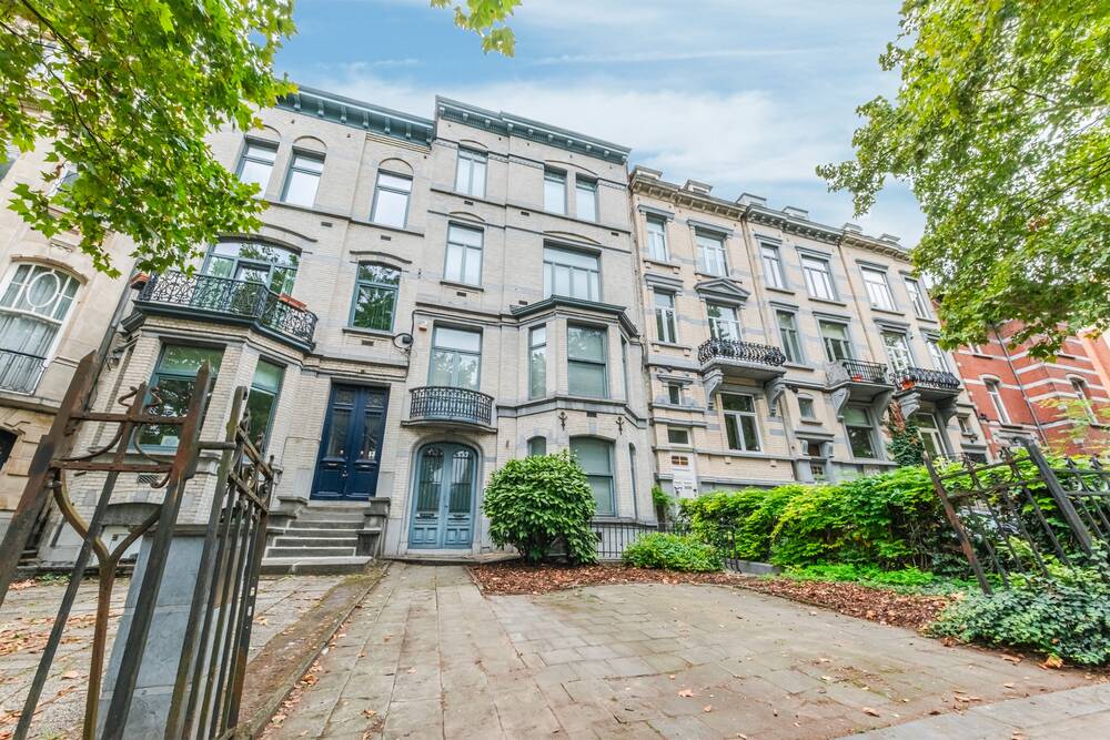Maison à vendre à Woluwe-Saint-Lambert 1200 1350000.00€ 5 chambres 395.00m² - annonce 596371