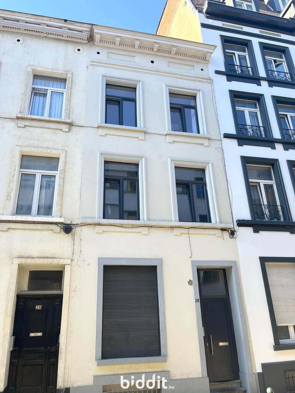Huis te koop in Brussel 1000 550000.00€ 6 slaapkamers 300.00m² - Zoekertje 596135