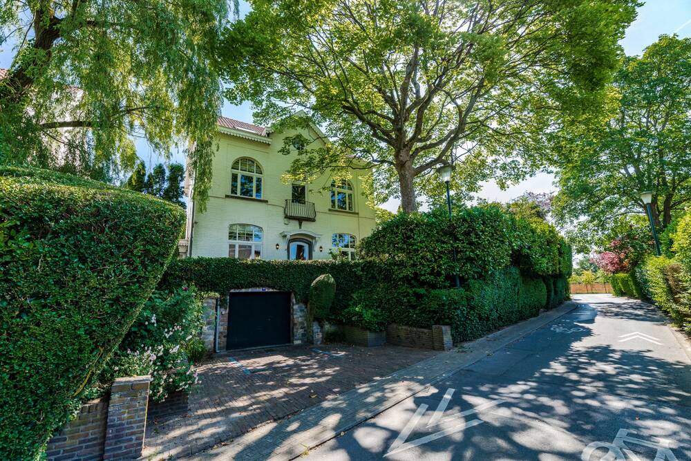 Villa à  à Uccle 1180 1595000.00€ 5 chambres 400.00m² - annonce 596732