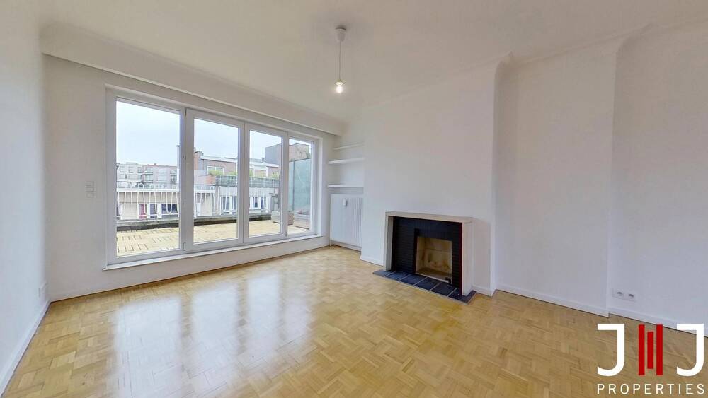 Penthouse à louer à Schaerbeek 1030 1100.00€ 1 chambres 65.00m² - annonce 597035