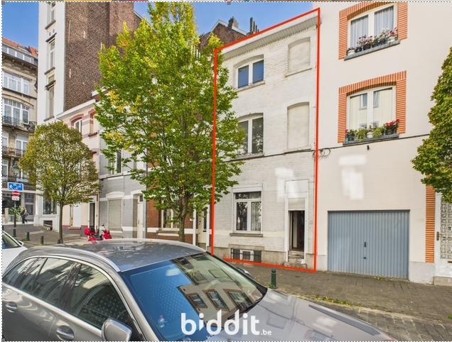 Huis te koop in Sint-Gillis 1060 165000.00€ 3 slaapkamers 130.00m² - Zoekertje 597963