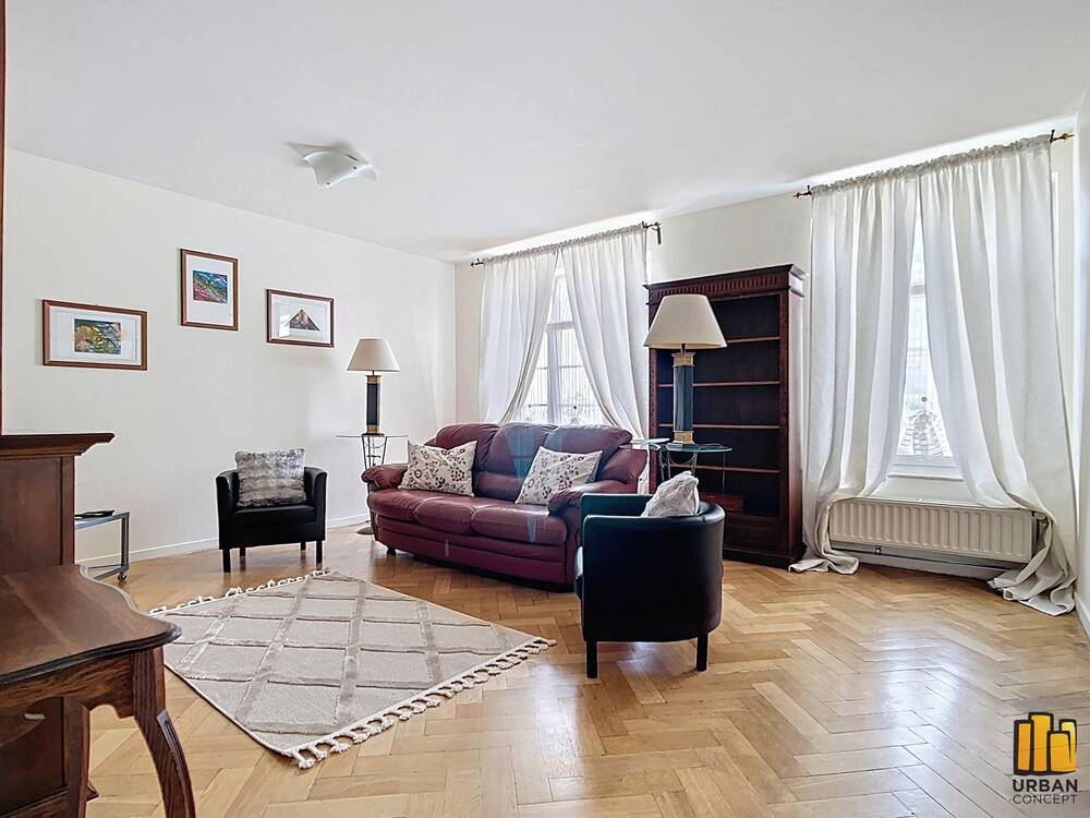 Appartement te in Brussel 1000 1650.00€ 3 slaapkamers 90.00m² - Zoekertje 597671