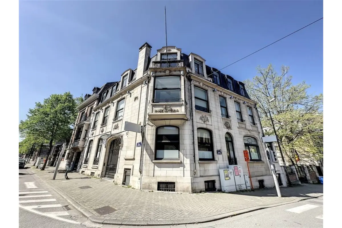 Handelszaak te  koop in Elsene 1050 4300000.00€  slaapkamers 1165.00m² - Zoekertje 597176
