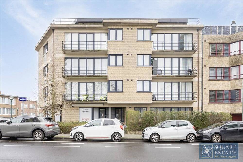 Appartement te koop in Sint-Jans-Molenbeek 1080 220000.00€ 1 slaapkamers 97.00m² - Zoekertje 597589