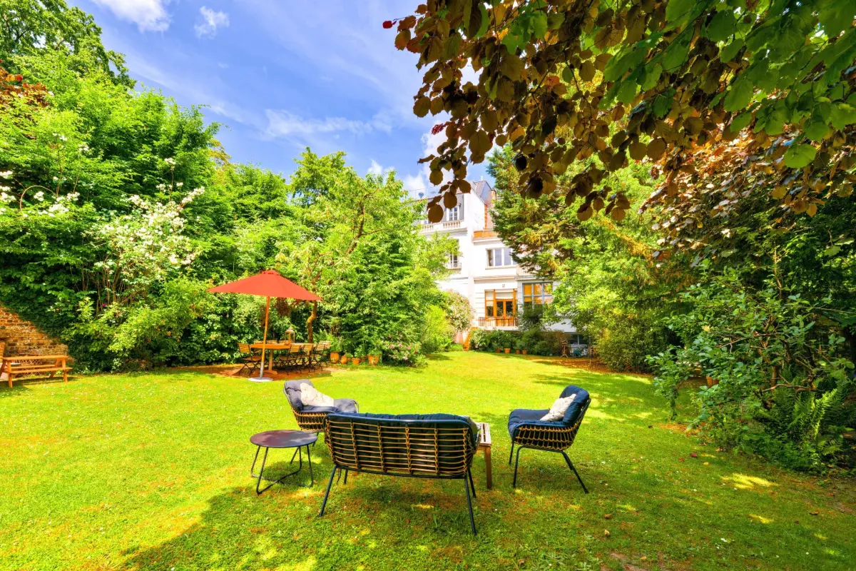 Immeuble de rapport - Immeuble à appartement à vendre à Uccle 1180 1950000.00€ 8 chambres 654.00m² - annonce 597880