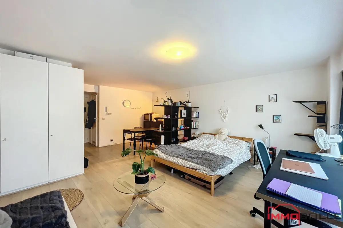 Studio te huur in Oudergem 1160 730.00€ 0 slaapkamers 34.00m² - Zoekertje 608791