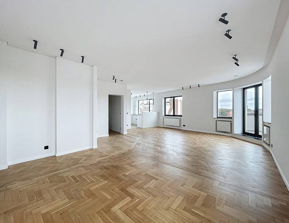 Penthouse te  in Elsene 1050 3200.00€ 3 slaapkamers 147.00m² - Zoekertje 598555
