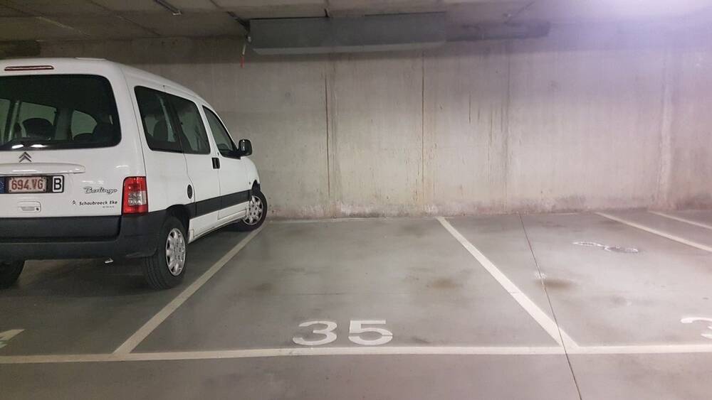 Parking à louer à Ostende 8400 110.00€ chambres m² - annonce 598439