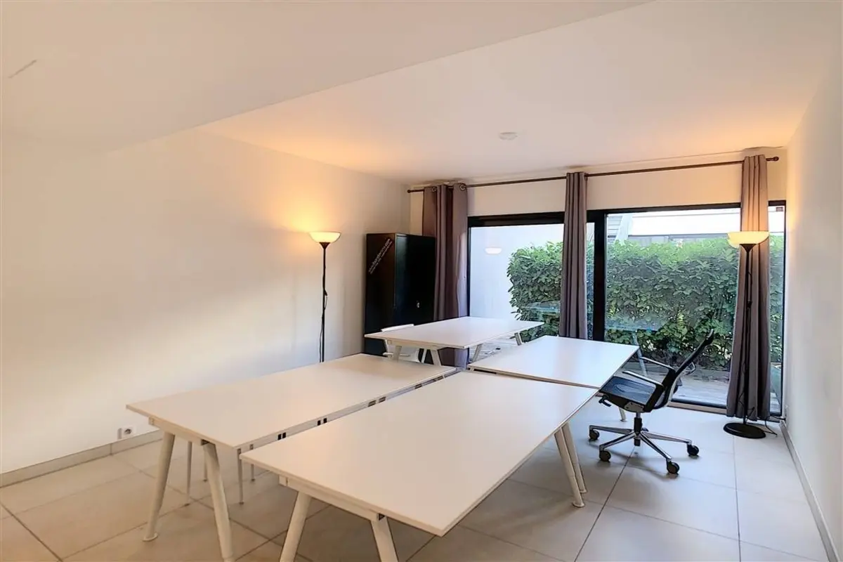 Commerce à louer à Ixelles 1050 750.00€  chambres 70.00m² - annonce 598628