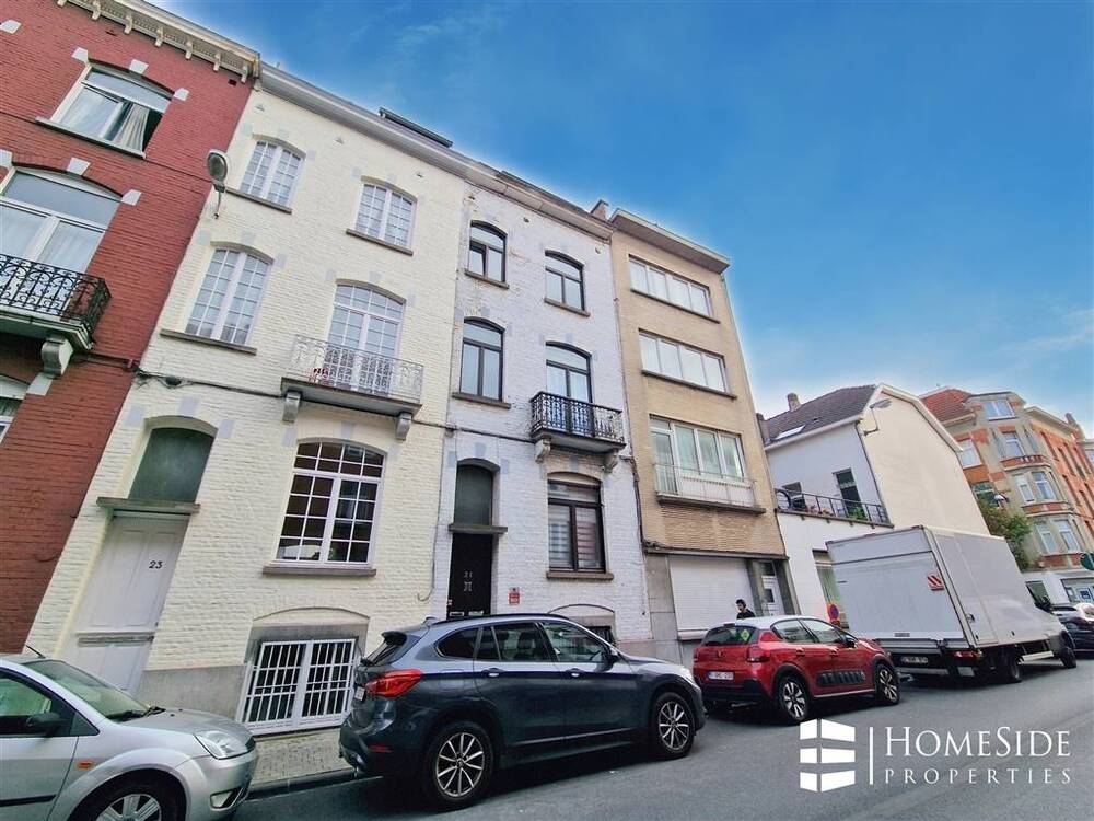 Appartement à  à Schaerbeek 1030 790.00€ 1 chambres 65.00m² - annonce 598625