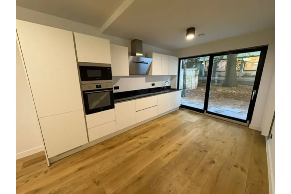 Rez-de-chaussée à vendre à Ixelles 1050 475000.00€ 3 chambres 116.00m² - annonce 642586