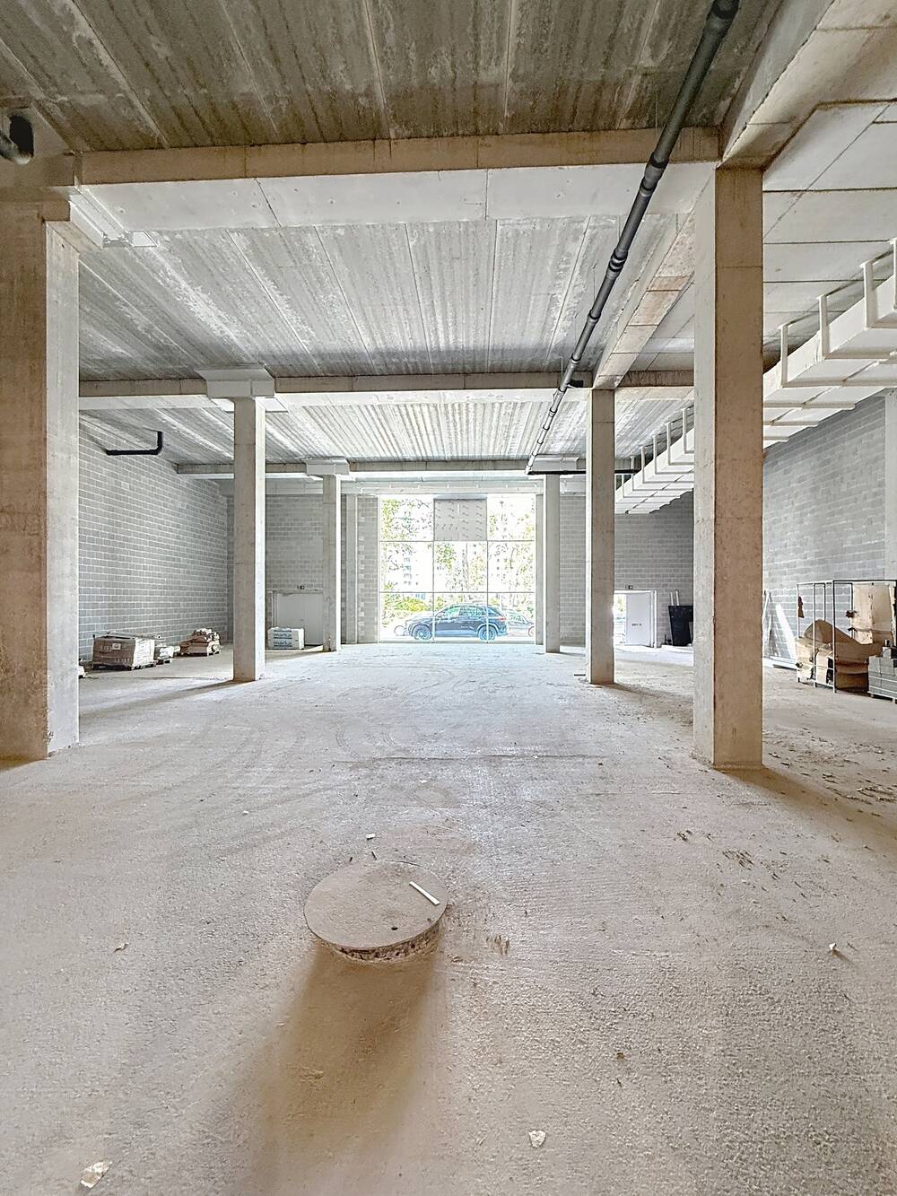 Commerce à louer à Anderlecht 1070 3060.00€ chambres 436.50m² - annonce 599856