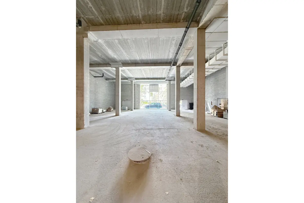 Handelszaak te  huur in Anderlecht 1070 3060.00€  slaapkamers 436.50m² - Zoekertje 599856