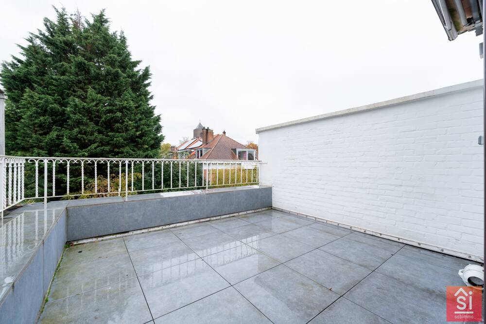 Penthouse à  à Ixelles 1050 2000.00€ 3 chambres 150.00m² - annonce 599855