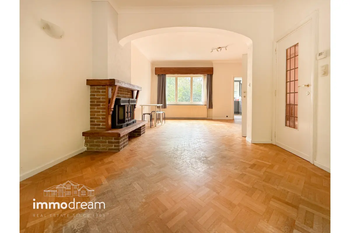 Huis te  in Ukkel 1180 430000.00€ 4 slaapkamers 162.00m² - Zoekertje 600128