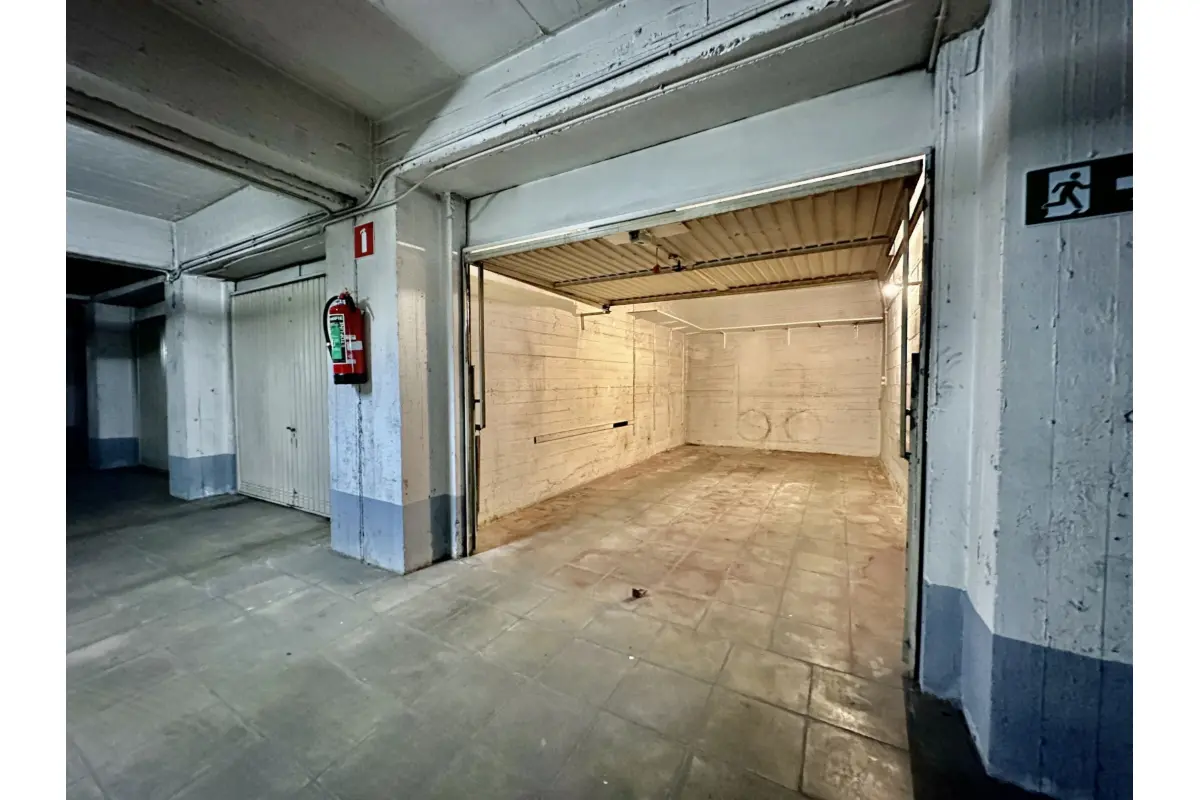 Parking / garage à vendre à Forest 1190 35000.00€  chambres m² - annonce 599741