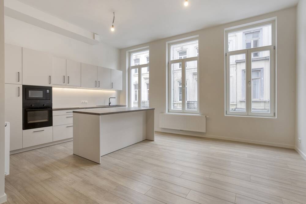 Appartement te koop in Sint-Gillis 1060 398000.00€ 1 slaapkamers 82.00m² - Zoekertje 599905