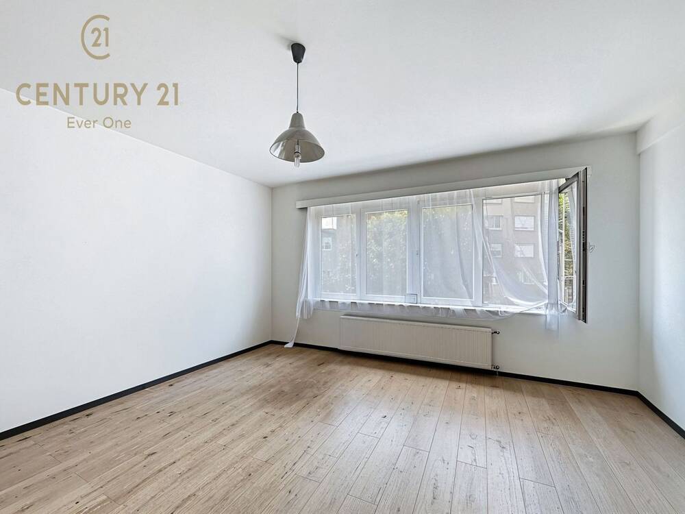 Appartement te koop in Sint-Gillis 1060 199000.00€ slaapkamers 44.00m² - Zoekertje 599586