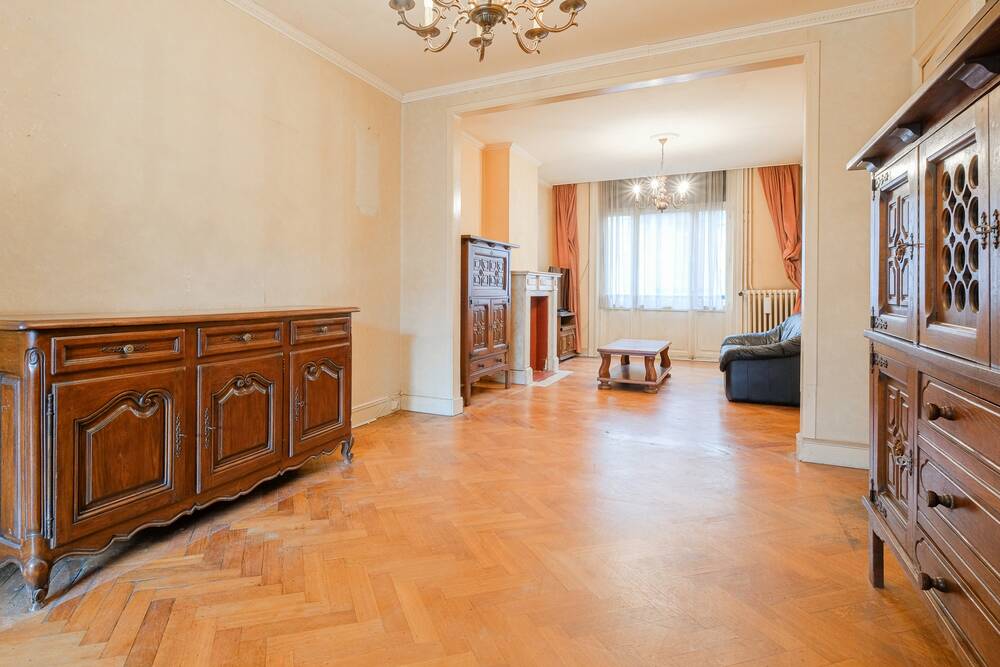 Huis te koop in Brussel 1000 895000.00€ 6 slaapkamers 300.00m² - Zoekertje 601512