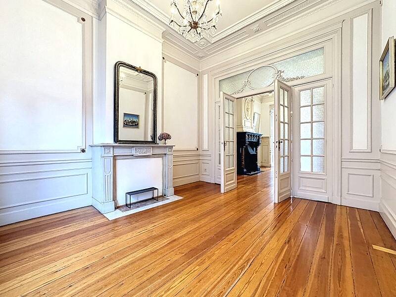 Maison à à Ixelles 1050 3150.00€ 5 chambres 300.00m² - annonce 601275