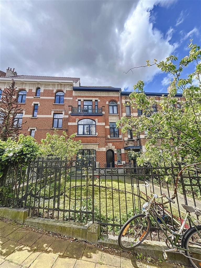 Maison à vendre à Etterbeek 1040 699000.00€ 6 chambres 225.00m² - annonce 601586