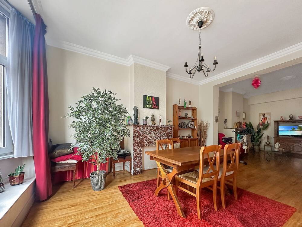 Appartement te koop in Ukkel 1180 265000.00€ 1 slaapkamers 75.00m² - Zoekertje 602220