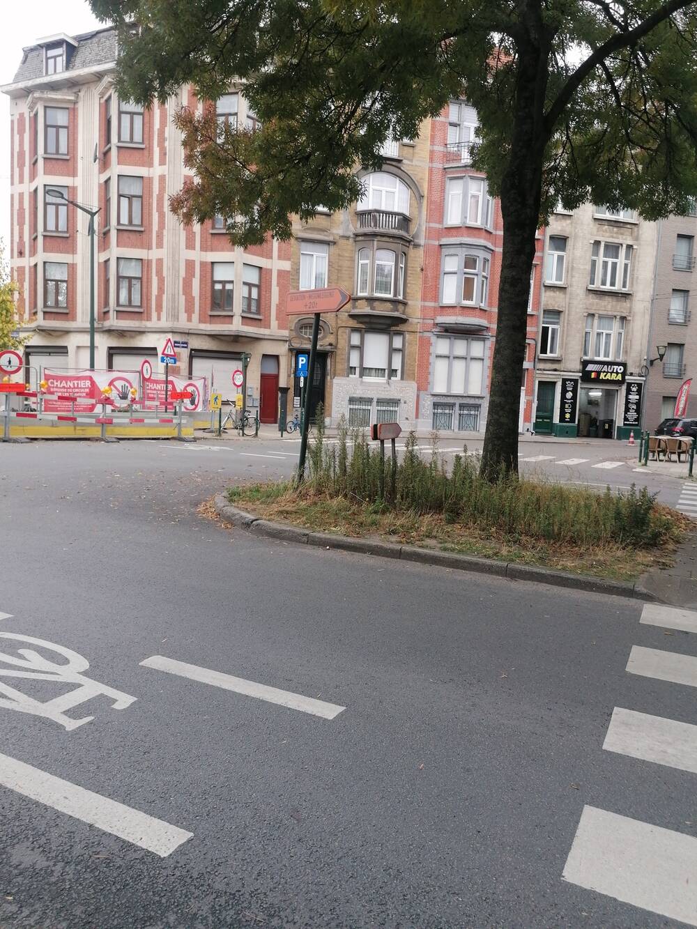Huis te koop in Laken 1020 840000.00€ 9 slaapkamers 325.00m² - Zoekertje 602645