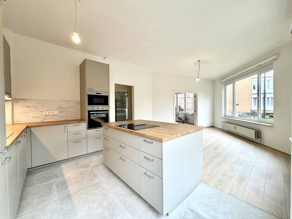 Appartement à louer à Laeken 1020 1450.00€ 3 chambres 135.00m² - annonce 602897
