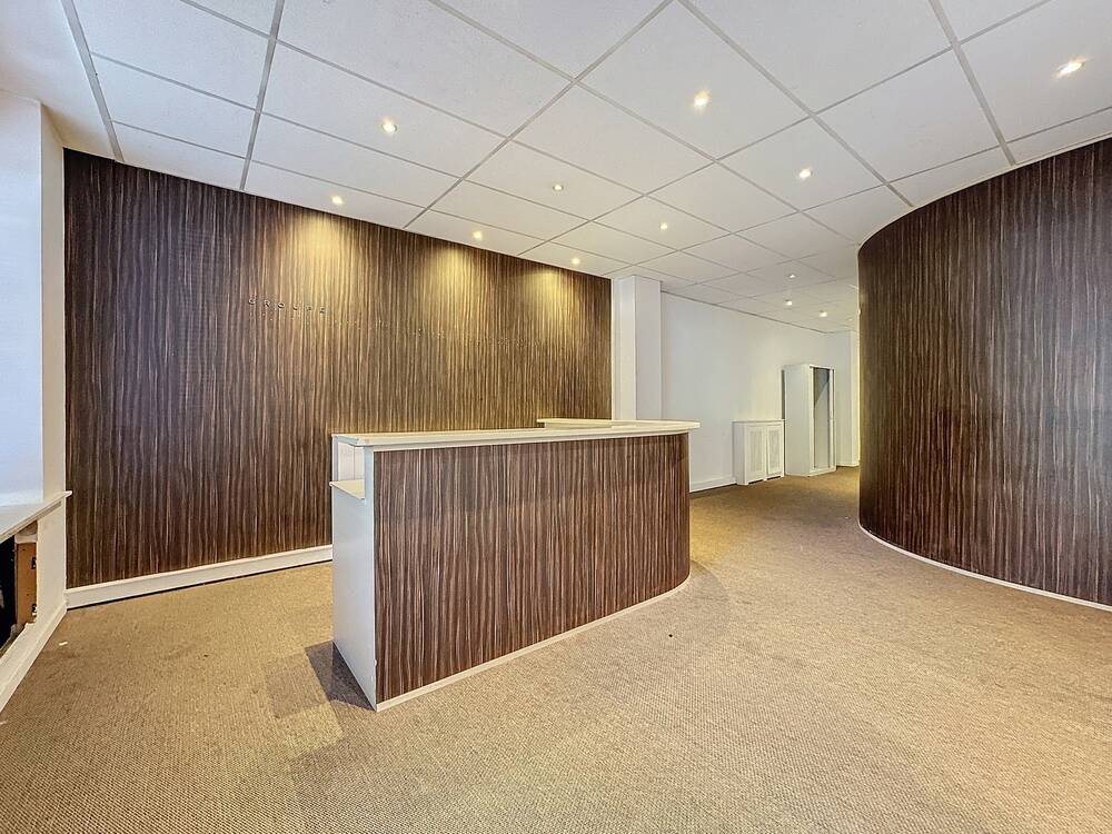Handelszaak te huur in Brussel 1000 2880.00€ slaapkamers 314.00m² - Zoekertje 602493