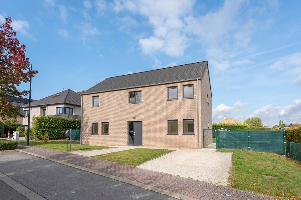 Villa te  koop in Waterloo 1410 795000.00€ 5 slaapkamers 185.00m² - Zoekertje 601918