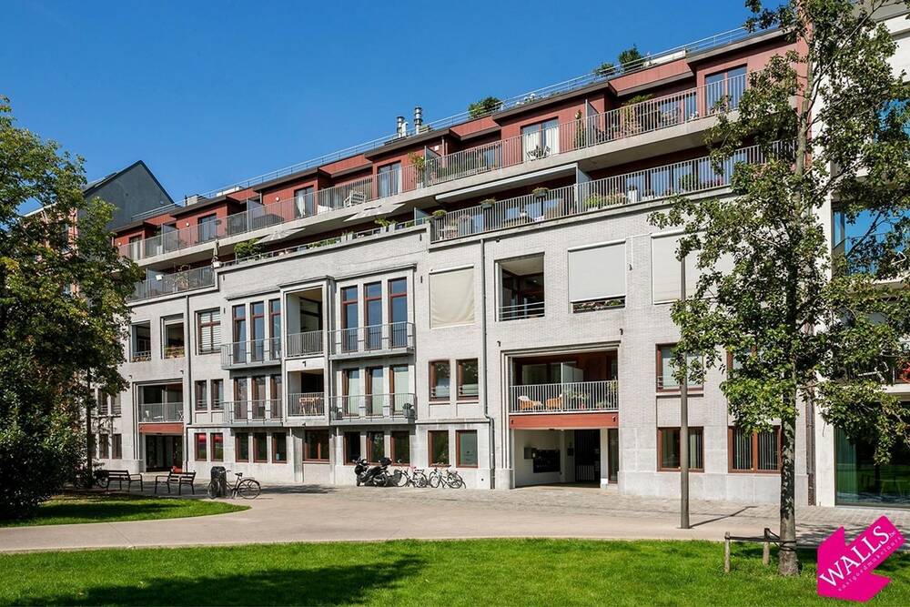 Parking à louer à Anvers 2000 100.00€ chambres m² - annonce 602300