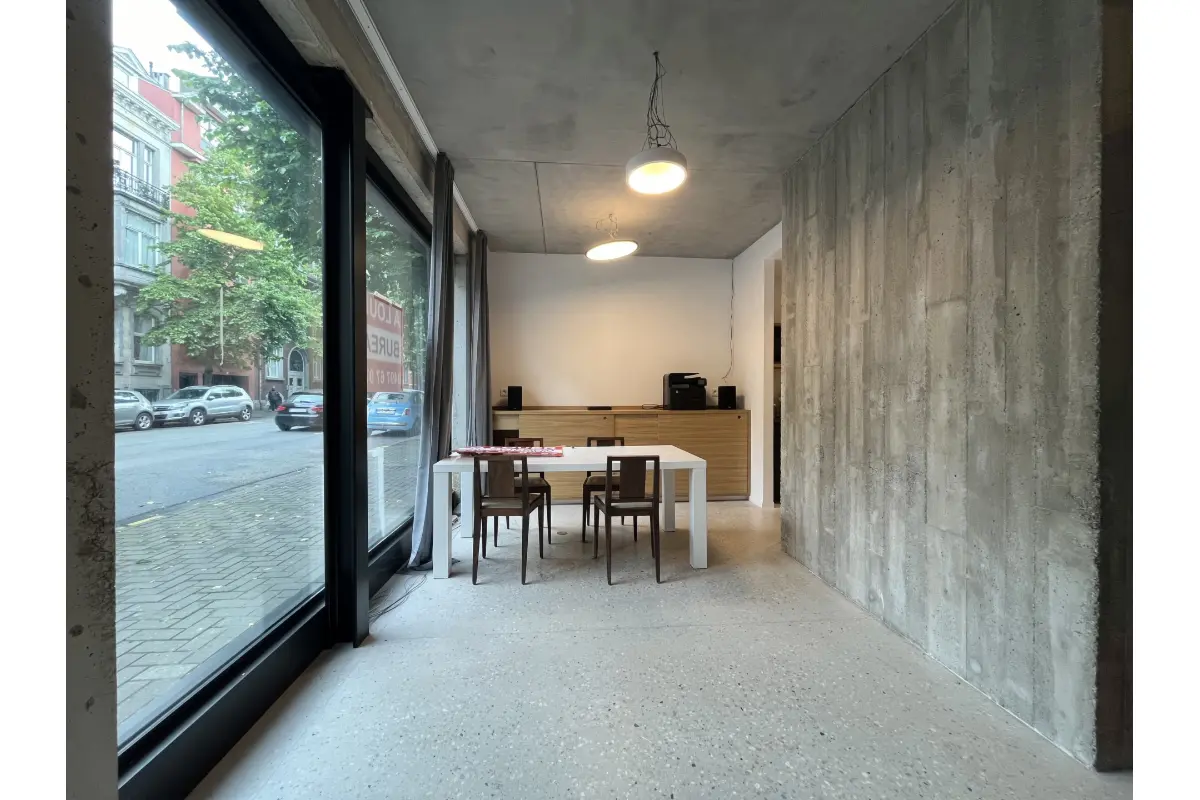 Commerce à louer à Ixelles 1050 950.00€  chambres 30.00m² - annonce 602486