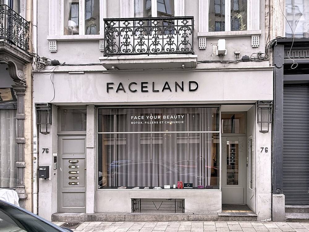 Handelszaak te  koop in Brussel 1000 240000.00€  slaapkamers 85.00m² - Zoekertje 602924