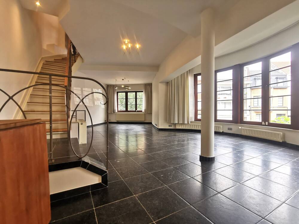 Huis te huur in Sint-Lambrechts-Woluwe 1200 3500.00€ 4 slaapkamers 305.00m² - Zoekertje 602833