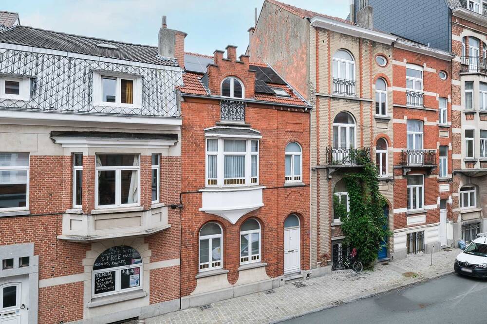 Huis te koop in Schaarbeek 1030 895000.00€ 4 slaapkamers 174.00m² - Zoekertje 601912
