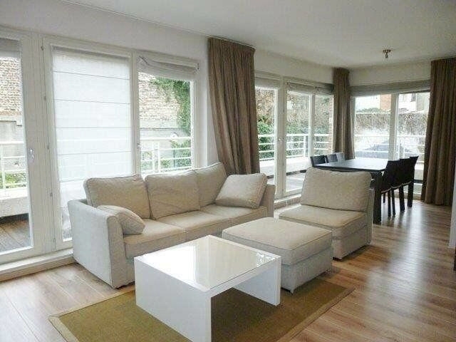 Rez-de-chaussée à à Etterbeek 1040 1250.00€ 1 chambres 70.00m² - annonce 603487