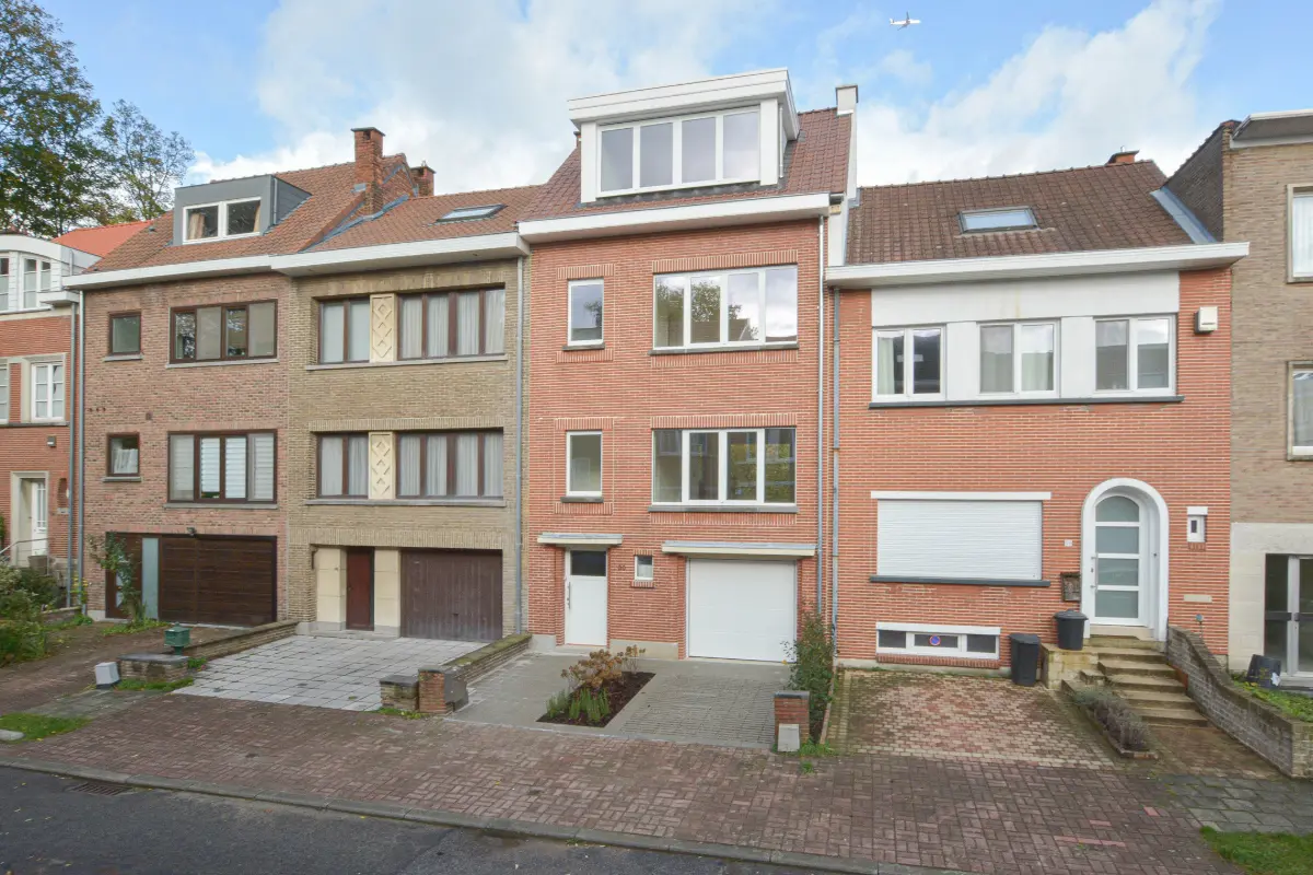 Maison à louer à Woluwe-Saint-Pierre 1150 2700.00€ 4 chambres 174.00m² - annonce 603671