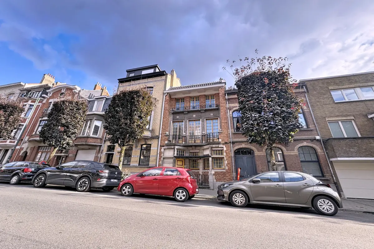 Appartementsgebouw te in Vorst 1190 750000.00€ 5 slaapkamers 240.00m² - Zoekertje 603465