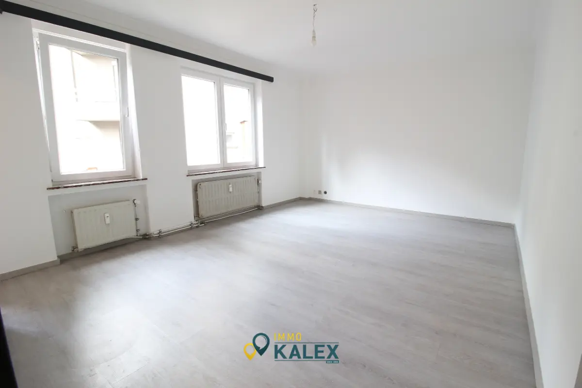 Studio à vendre à Saint-Gilles 1060 125000.00€ 0 chambres 32.00m² - annonce 604097