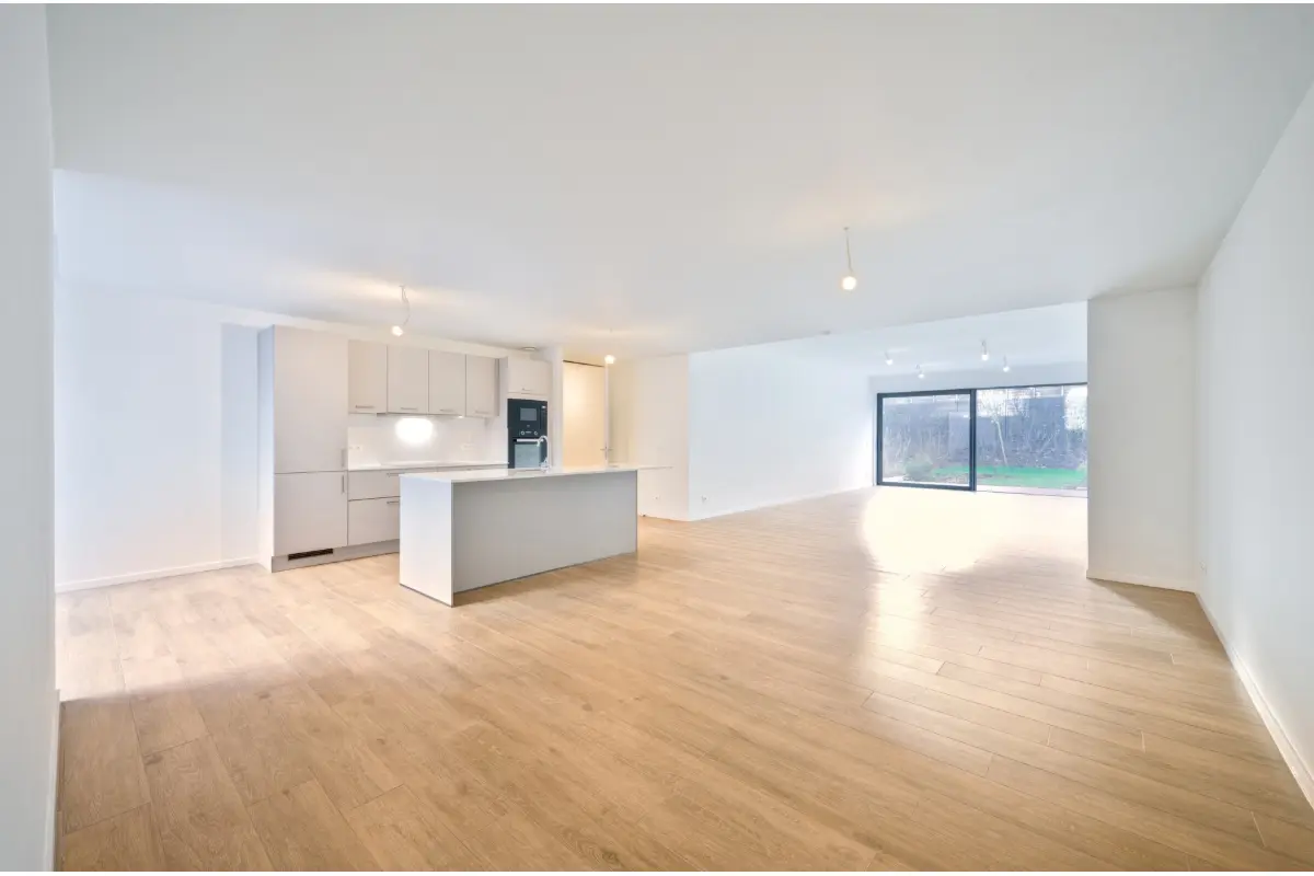 Rez-de-chaussée à louer à Uccle 1180 3550.00€ 3 chambres 194.00m² - annonce 604842