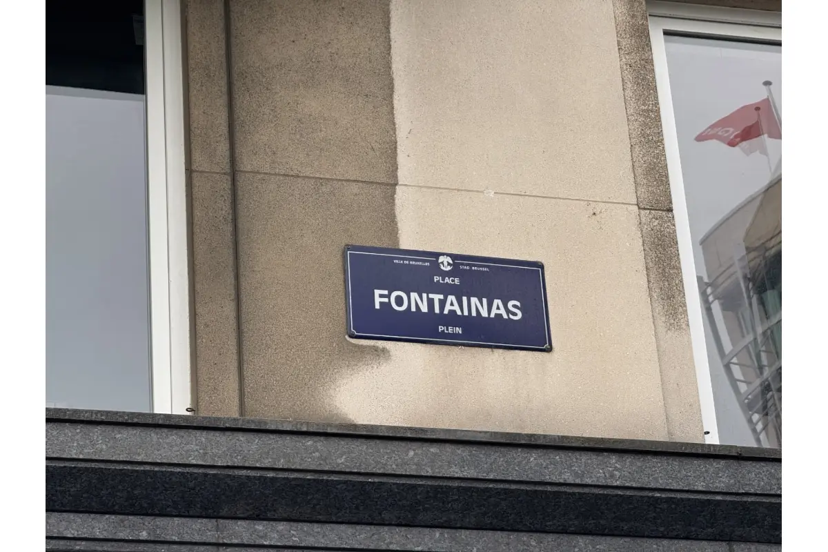 Handelszaak te  koop in Brussel 1000 295000.00€ 0 slaapkamers m² - Zoekertje 604844