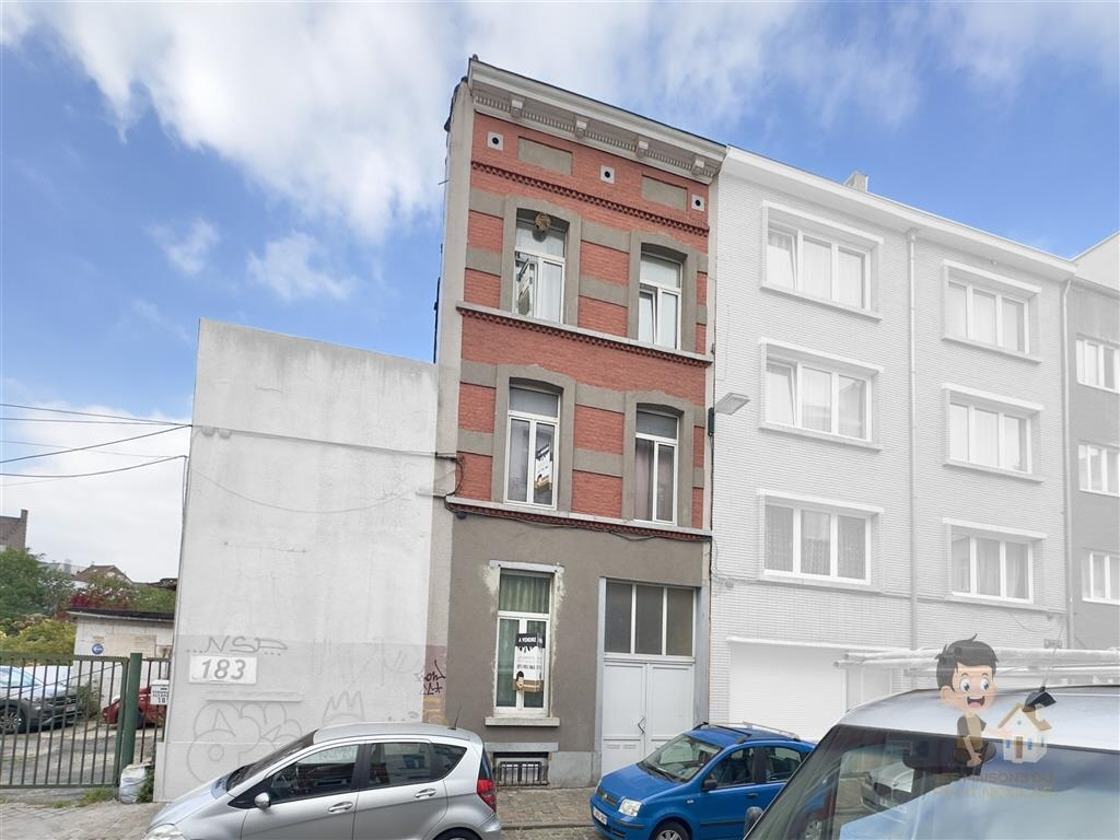 Appartementsgebouw te koop in Schaarbeek 1030 469900.00€ 5 slaapkamers 355.00m² - Zoekertje 604420