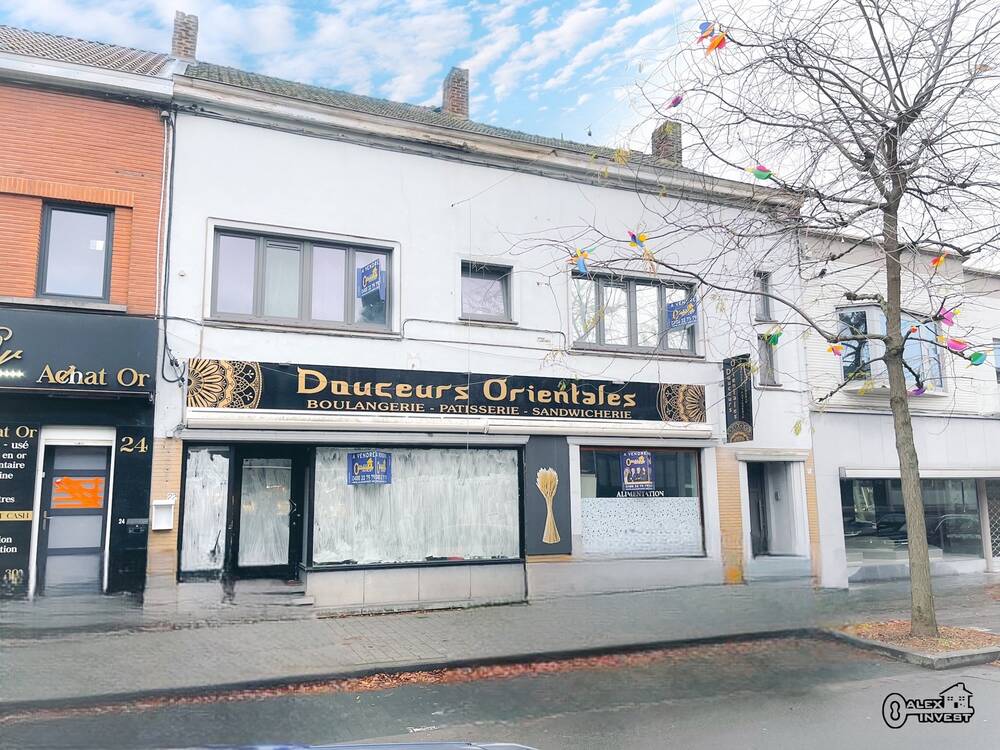 Appartementsgebouw te koop in La Louvière 7100 160000.00€ 3 slaapkamers 214.00m² - Zoekertje 604605