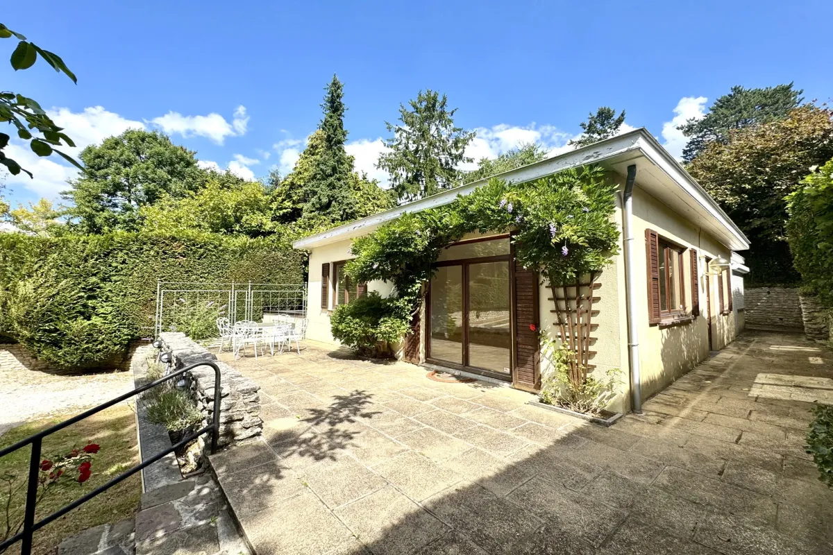 Villa te  huur in Ukkel 1180 2250.00€ 3 slaapkamers 140.00m² - Zoekertje 604841