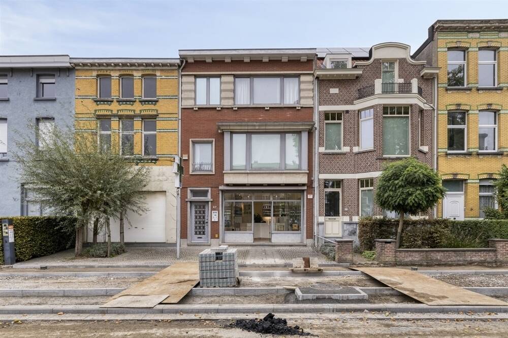 Appartementsgebouw te koop in Mortsel 2640 235000.00€ 3 slaapkamers 136.00m² - Zoekertje 604453
