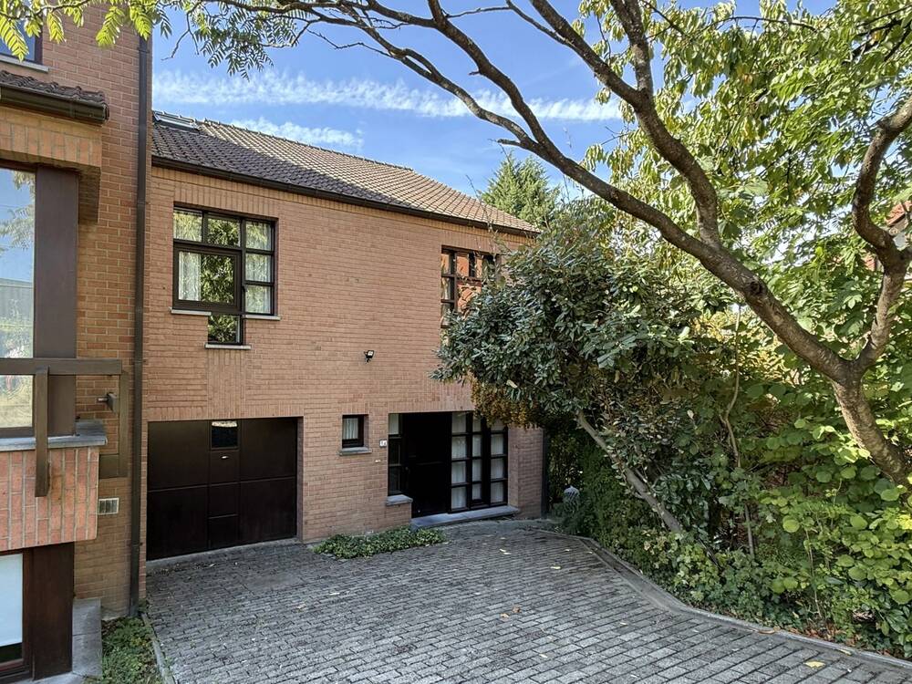 Huis te huur in Sint-Pieters-Woluwe 1150 2900.00€ 5 slaapkamers 227.00m² - Zoekertje 604285