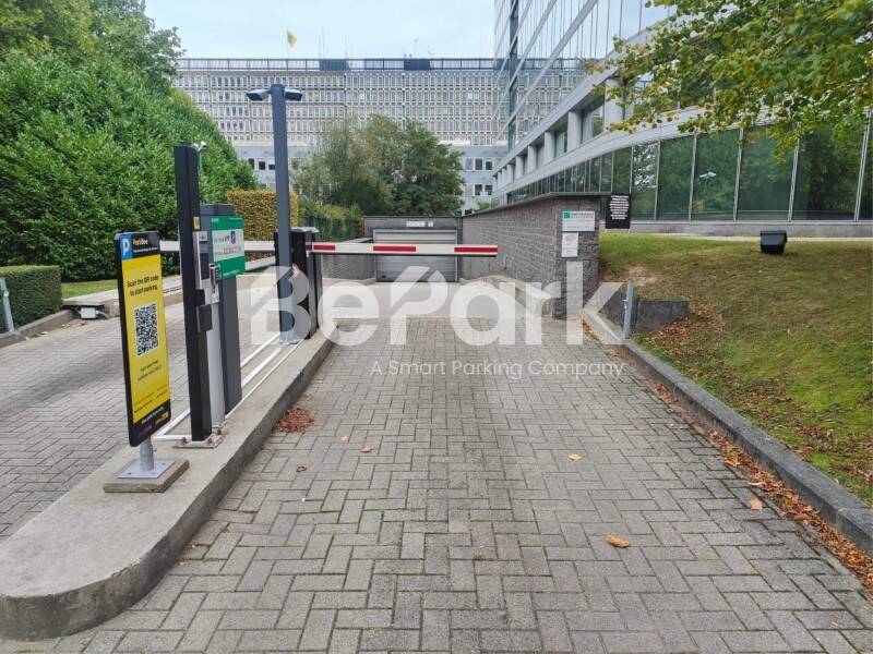 Parking te  huur in Schaarbeek 1030 121.00€  slaapkamers m² - Zoekertje 604937