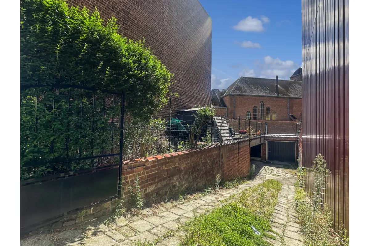 Box te  koop in Laken 1020 30000.00€  slaapkamers m² - Zoekertje 604563