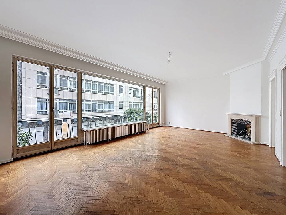 Appartement à à Uccle 1180 1800.00€ 3 chambres 128.00m² - annonce 604815