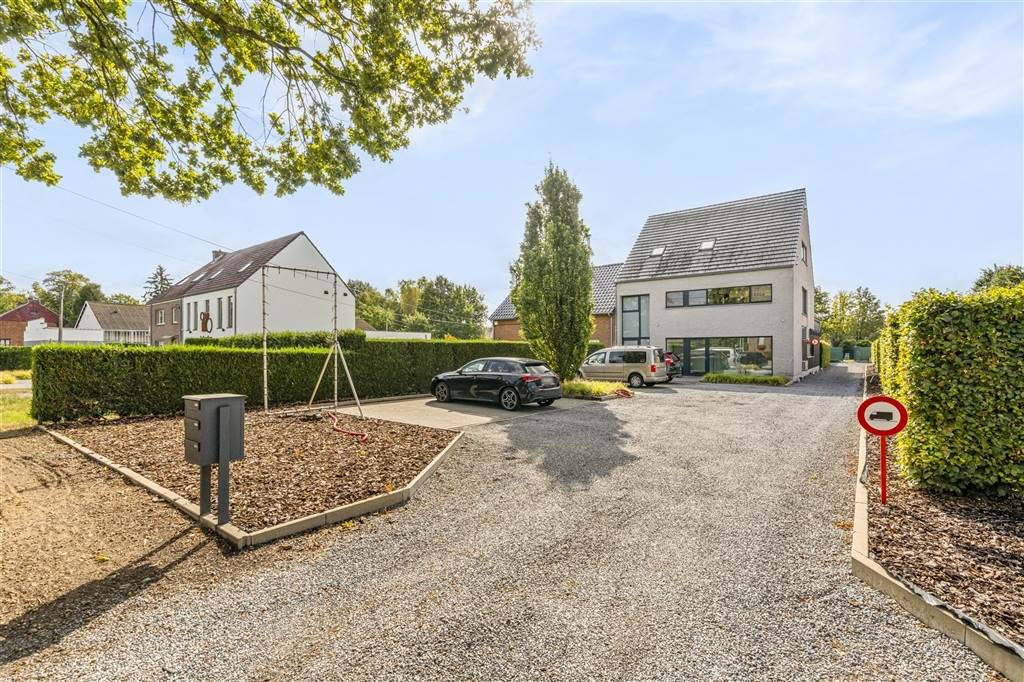 Appartementsgebouw te koop in Genk 3600 990000.00€ 5 slaapkamers 396.56m² - Zoekertje 604336